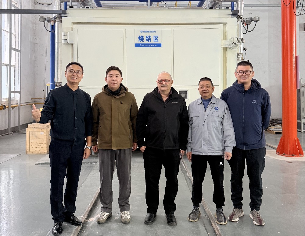 行业交流促发展！CGW 总部 CEO 莅临赫顿磨料磨具参观指导
